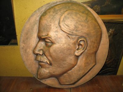 Лот: 6320231. Фото: 1. Барельеф вождя. Картины, гравюры
