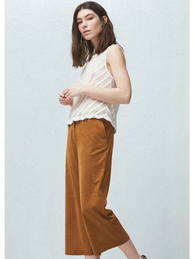 Лот: 10998842. Фото: 1. Капри, Mango 44р. Брюки, шорты