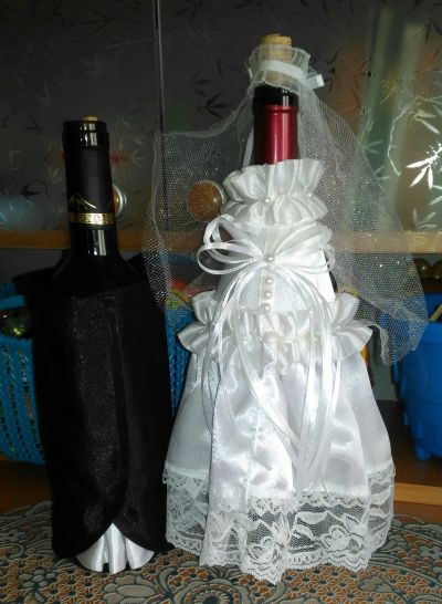 Лот: 11777296. Фото: 1. Свадебное украшение на бутылки... Свадебная атрибутика и декор