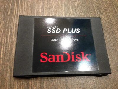 Лот: 10946152. Фото: 1. 240 Gb SSD-накопитель SanDisk... SSD-накопители