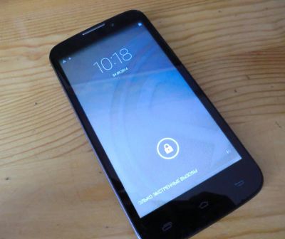 Лот: 8003949. Фото: 1. Смартфон Prestigio MultiPhone... Смартфоны