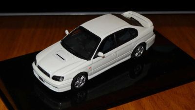 Лот: 5846863. Фото: 1. Subaru Legacy B4 1999 AutoArt. Автомоделизм