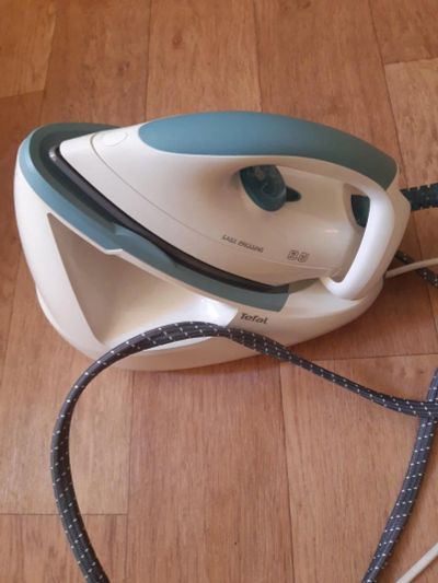 Лот: 19145457. Фото: 1. Парогенератор tefal Easy Pressing. Утюги, парогенераторы, отпариватели