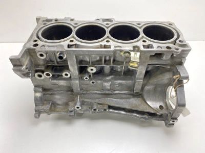 Лот: 25065396. Фото: 1. Блок цилиндров Citroen C-Crosser... Двигатель и элементы двигателя