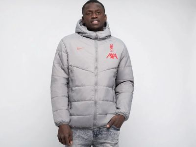 Лот: 18835814. Фото: 1. Куртка Nike (26381) Размер одежды... Верхняя одежда
