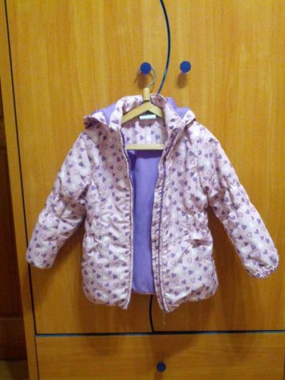 Лот: 10160621. Фото: 1. Куртка на девочку 104 см без утеплителя. Верхняя одежда
