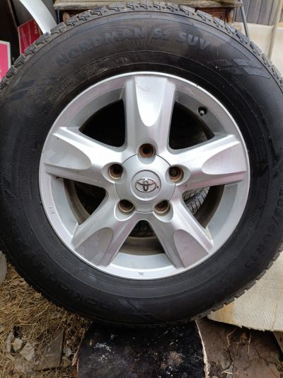 Лот: 25339520. Фото: 1. Шины с дисками Land Cruiser 200. Шины на дисках