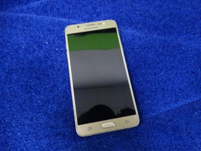 Лот: 15762716. Фото: 1. Смартфон Samsung Galaxy J7 (2016... Смартфоны