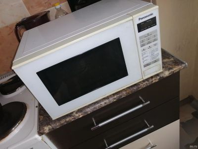 Лот: 16085924. Фото: 1. Микроволновка Panasonic nn-st251w. Микроволновки, мини-печи