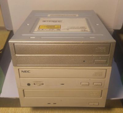 Лот: 10301049. Фото: 1. CD-ROM IDE привод дисковод. Приводы CD, DVD, BR, FDD