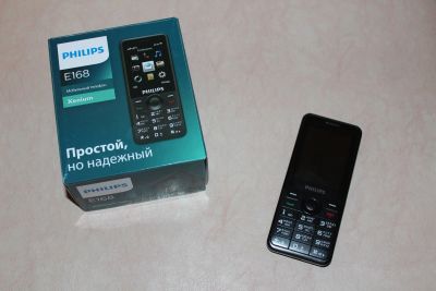 Лот: 14984030. Фото: 1. Сотовый телефон Philips Xenium... Кнопочные мобильные телефоны