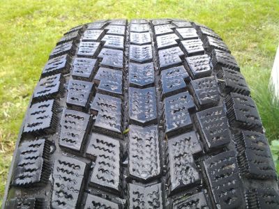 Лот: 6149359. Фото: 1. Продам Hankook 225/65/17 пару... Шины