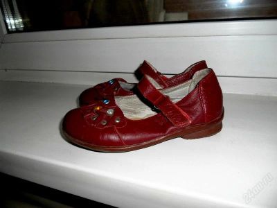 Лот: 907386. Фото: 1. Детские кожаные туфельки для девочки... Туфли