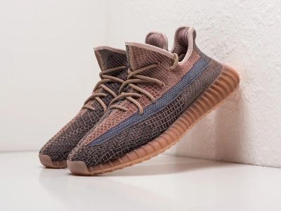 Лот: 20176691. Фото: 1. Кроссовки Adidas Yeezy 350 Boost... Кеды, кроссовки, слипоны