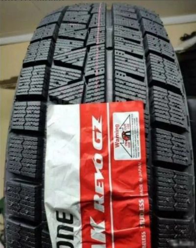 Лот: 19439541. Фото: 1. Шины 205/65 R16 Bridgestone Blizzak... Шины