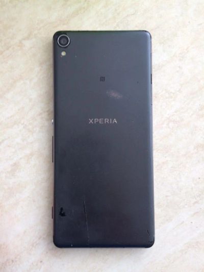 Лот: 9994452. Фото: 1. Sony xperia xa. Смартфоны
