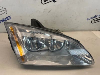 Лот: 23246438. Фото: 1. фара Ford Focus CB4. Двигатель и элементы двигателя