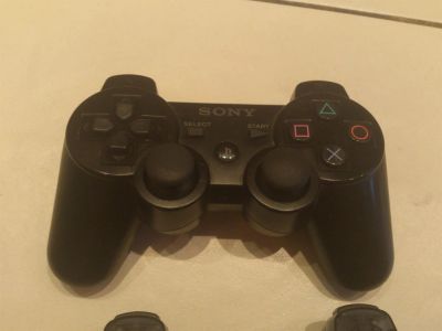 Лот: 3233053. Фото: 1. Оригинальный контроллер PS3. Аксессуары для игровых приставок, консолей, геймпады