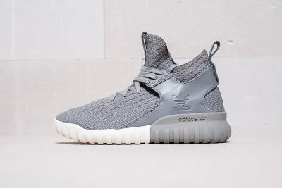 Лот: 11243513. Фото: 1. Кроссовки Adidas Tubular X Primeknit... Кеды, кроссовки, слипоны