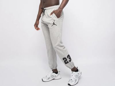Лот: 24978405. Фото: 1. Брюки спортивные Jordan. Брюки, джинсы, шорты