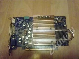Лот: 248871. Фото: 1. NVIDIA GeForce 7300GT 256mb PCI-E. Видеокарты