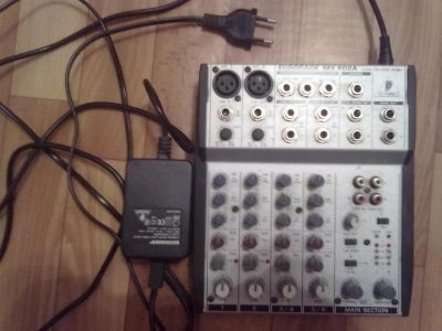 Лот: 3009128. Фото: 1. Микшерный пульт Behringer eurorack... Микшеры, предусилители, микрофонные эффекты