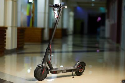 Лот: 16349112. Фото: 1. Электросамокат Xiaomi MiJia Electric... Электросамокаты, гироскутеры, сигвеи