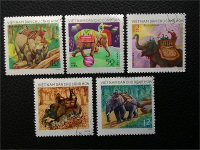 Лот: 10905442. Фото: 1. 1974. Северный Вьетнам. Слоны... Марки