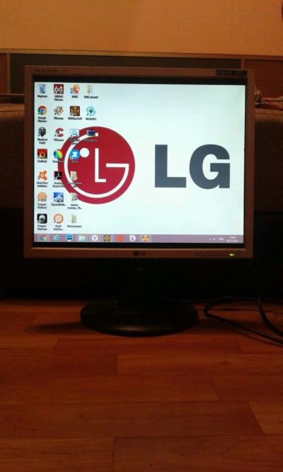 Лот: 8518585. Фото: 1. монитор LG Flatron l1950b диагональ... ЖК-мониторы