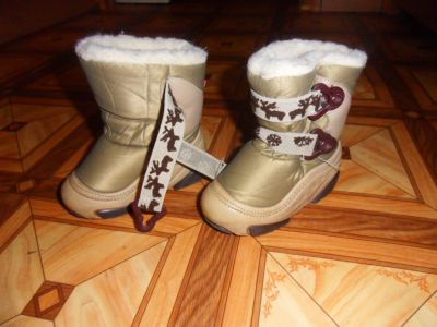 Лот: 8287063. Фото: 1. демары 22-23. Валенки, угги, унты