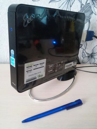 Лот: 6826598. Фото: 1. Системный мини блок EeeBox PC... Компьютеры в сборе