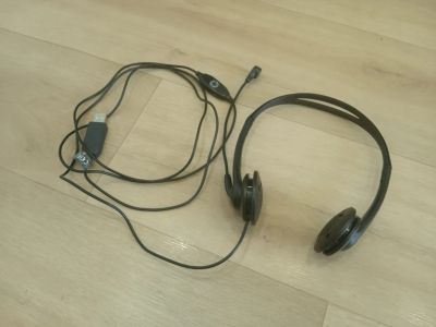 Лот: 25521185. Фото: 1. Продам игровую гарнитуру HP. Наушники, гарнитуры