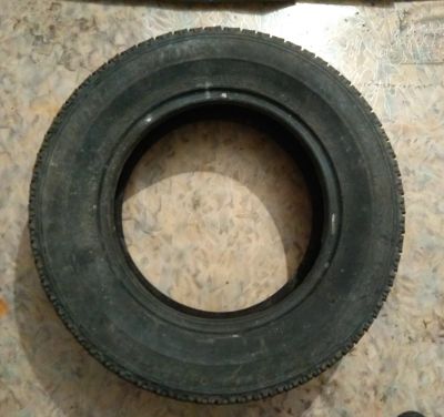 Лот: 12750678. Фото: 1. Шина Bridgestone 185x70x14. Шины