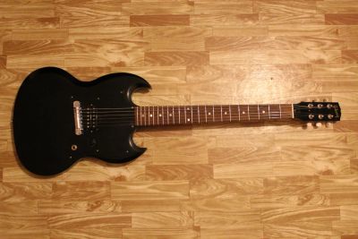 Лот: 5273351. Фото: 1. Gibson SG Melody Maker. Made in... Гитары