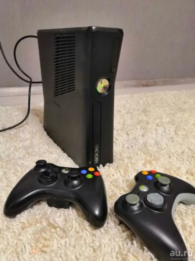Лот: 14983957. Фото: 1. Xbox 360 Freeboot 250GB + 2 джойстика. Игровые приставки, консоли
