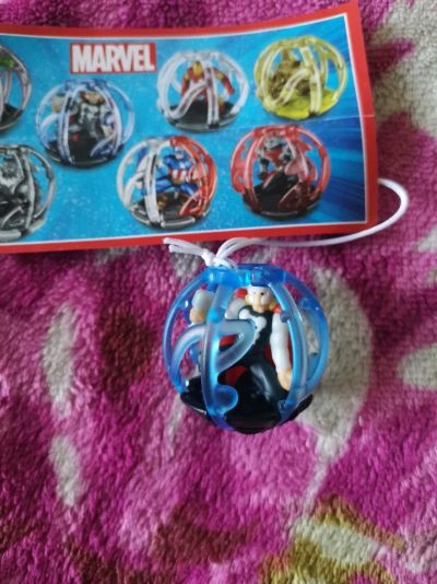 Лот: 14062846. Фото: 1. Игрушка из киндера marvel тор... Игрушки