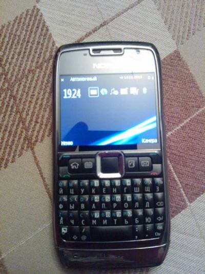 Лот: 3406439. Фото: 1. Nokia e-71. Смартфоны
