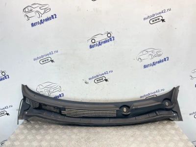 Лот: 25238019. Фото: 1. решетка, жабо под дворники Nissan... Двигатель и элементы двигателя
