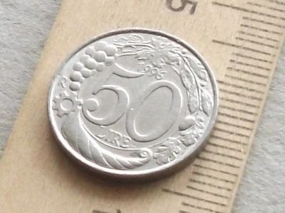 Лот: 16230357. Фото: 1. Монета 50 лир Италия 1996 портрет... Европа