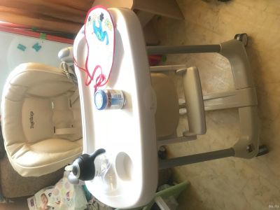 Лот: 13292536. Фото: 1. Стульчик для кормления Peg-Perego. Стульчики для кормления