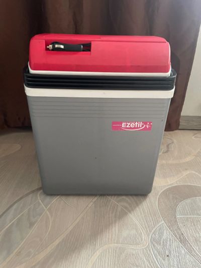 Лот: 25524878. Фото: 1. Автохолодильник ezetil. Электроприборы для автомобиля