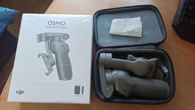 Лот: 17839267. Фото: 1. DJI Osmo Mobile 3 Combo электронный... Штативы, держатели
