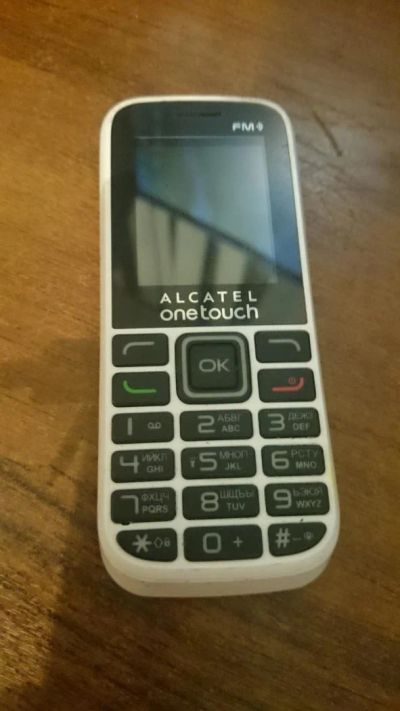 Лот: 4766032. Фото: 1. Продам Alcatel OneTouch 1040D. Кнопочные мобильные телефоны