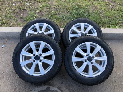 Лот: 19360512. Фото: 1. Комплект колёс на резине Hankook... Шины