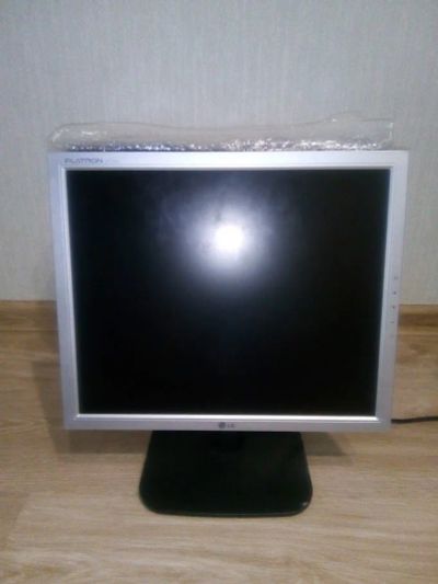 Лот: 17443019. Фото: 1. Монитор 17". ЖК-мониторы