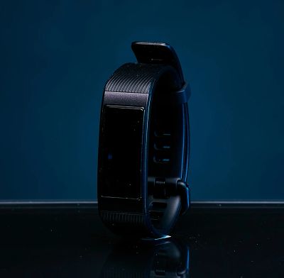 Лот: 14340469. Фото: 1. Браслет фитнес трекер Huawei band... Смарт-часы, фитнес-браслеты, аксессуары