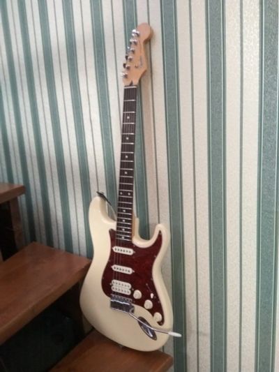 Лот: 13117898. Фото: 1. fender stratocaster. Гитары