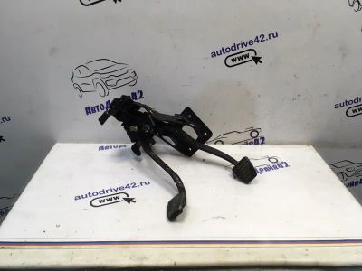 Лот: 21712973. Фото: 1. блок педалей Geely Emgrand EC7... Двигатель и элементы двигателя