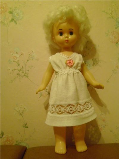 Лот: 6573922. Фото: 1. кукла советская в белом платье. Куклы и аксессуары