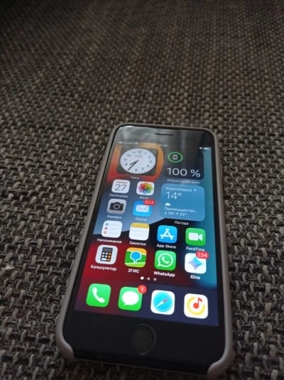 Лот: 19298192. Фото: 1. iPhone 7 jet black 32 gb. Смартфоны